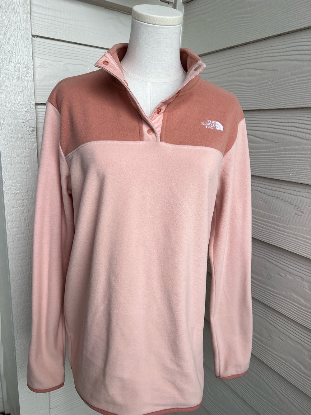 The North Face TKA Glacier Snap-Neck Pullover in Rose Tan / Evening Sand Pink